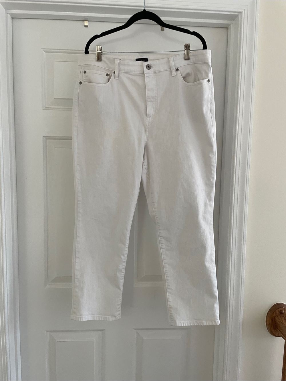 Talbots size 16 White Modern Ankle Jeans